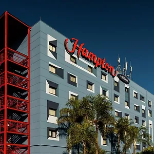 3* Hotel Hampton By Hilton Airport